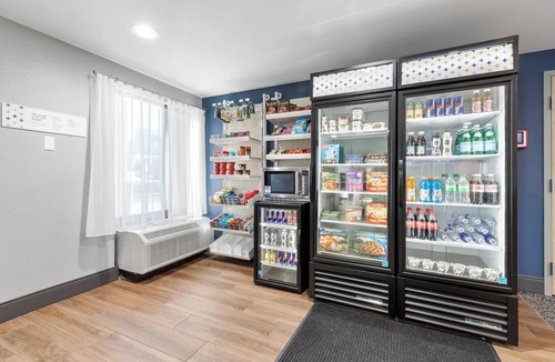 Harrisonburg Hotel | Spark by Hilton Harrisonburg University Area