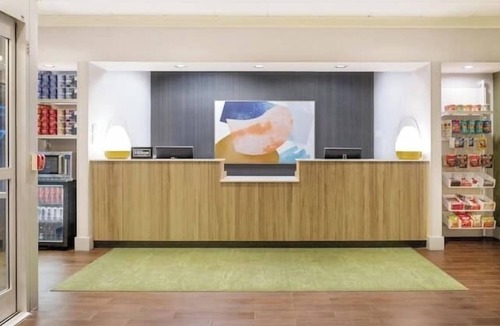 Harrisonburg Hotel | Spark by Hilton Harrisonburg University Area