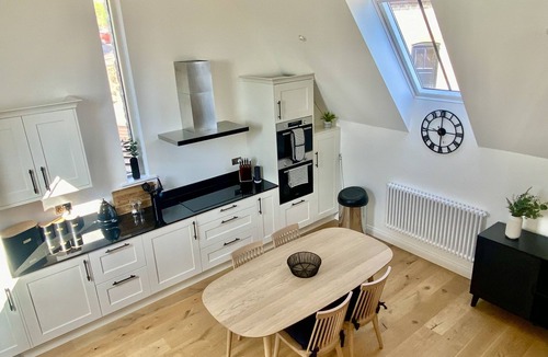 Stalbridge Cottage | St Mary's Barn (4) - Stalbridge , Sherborne sleeps 4 guests in 2 bedrooms
