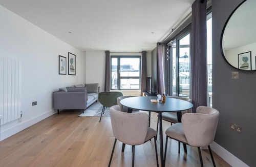 Wembley Park Apartment | Stadium View Flat with Terrace, Gym & Co-Working