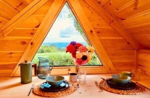 High Bickington Cabin | Stairway to Devon - Tarka Cabin