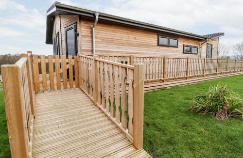 Carnforth House | Stargazer Lodge