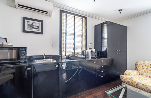 Cheltenham Apartment | Strozzi Palace Suites by Mansley