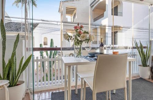 Puerto Banus Apartment | Studio del Mar Marbella - Walk to the beach