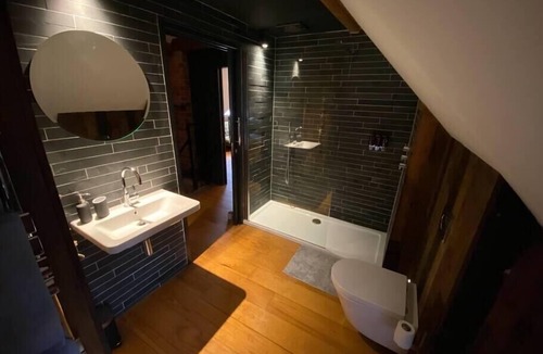 Whitacre Heath House | Stunning 3BD Character House near Coleshill