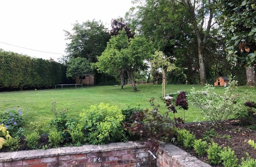 Alton Barnes House | Stylish cottage in the stunning Pewsey Vale