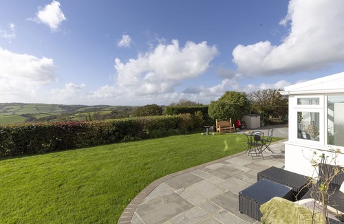 Llangynin Apartment | Stylish Rural Retreat with Countryside Views