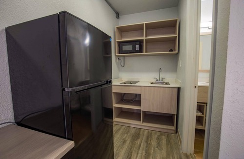 South Bend Hotel | Suburban Studios South Bend Notre Dame Area