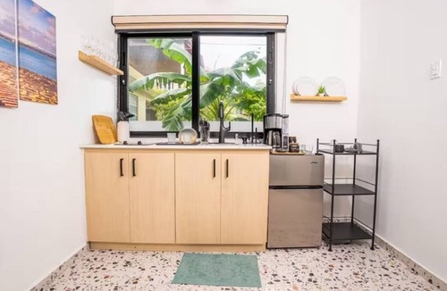Cerro Gordo Hotel | Sunset Haven: Spacious 2BR Beachside Stay
