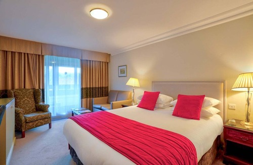 Box Hill Hotel | Superior Double Room