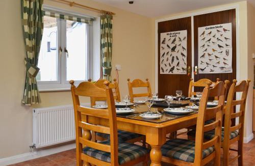Welshpool House | Swallow Cottage