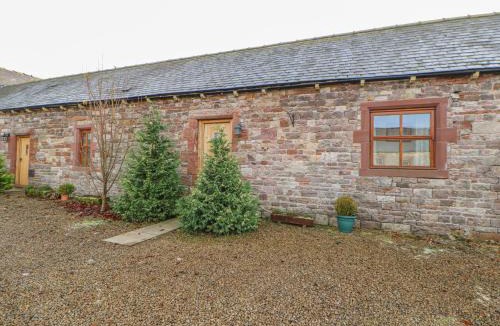 Wing House | Swift Cottage