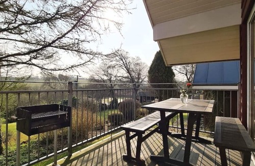 Fivelanes Ski Chalet | Ta Mill Meadowview Chalet 2 in a Stunning Retreat