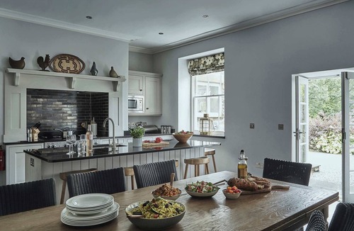 Llanelltyd House | Tan Llan, Llanelltyd, Gwynedd.