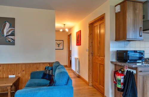 Torrington Cabin | Tarka's Holt Log Cabin, Stowford