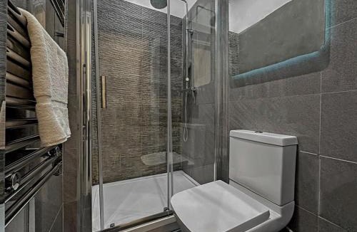 Stourbridge Apartment | The Bell