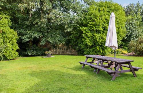 Ludchurch House | The Croft