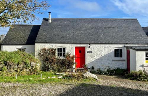 Goodwick House | The Dairy @ Trefechan Wen