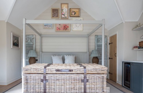 Shipton Oliffe Hotel | The Frogmill