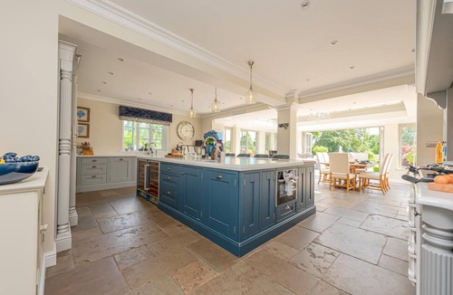 Billingsley House | The Gate House | Luxury Countryside with Pool - Pass the Keys