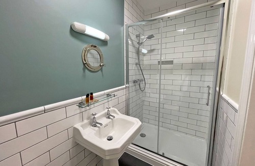 Aberystwyth Hotel | The Glengower