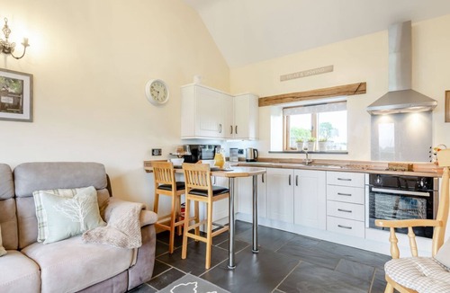 Welshpool House | The Granary, Llanfair Caereinion