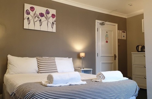 Southampton City Centre Hotel | The Grapes