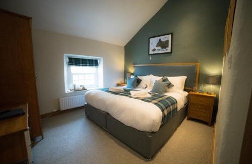 Bampton House | The Mardale Inn