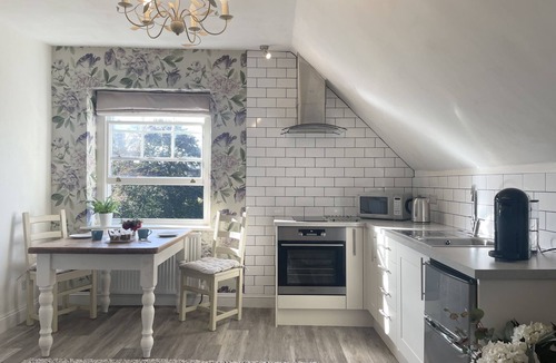 Somerton Apartment | The Mount Somerton