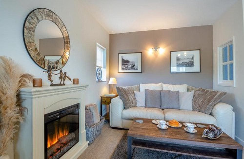 Saint Asaph House | The Paddock