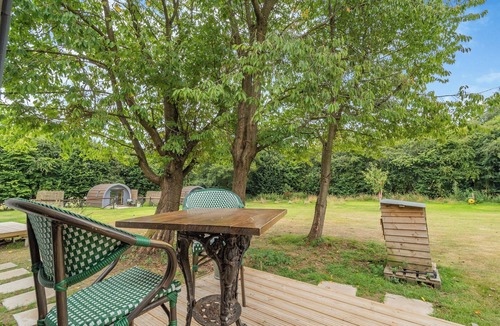 Oadby Cottage | The perfect glamping spot for your next break in central England.