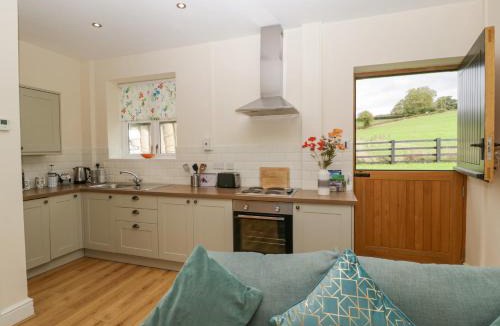 Usk House | The Pheasant One