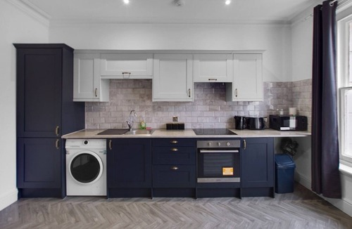 Gloucester Apartment | The Quayside Serviced Apartments | The Lookout