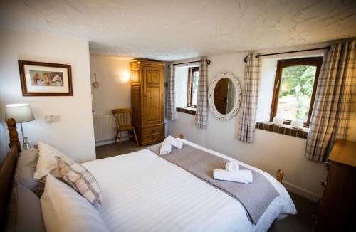 Kingswear House | The Stables at Country Ways