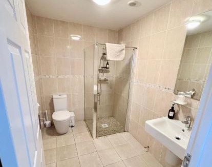 North Marston Bed & Breakfast | The Stables B&B @ Pear Tree Cottage