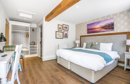 Boldre Bed & Breakfast | The Walhampton Arms