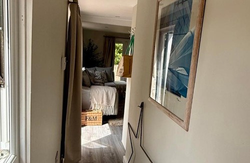 Hartwell Apartment | The Willow Annexe