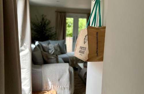 Hartwell Apartment | The Willow Annexe