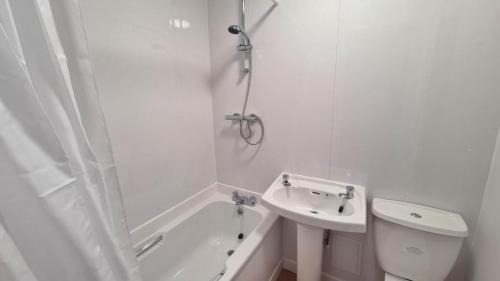 North West Apartment | Three Bedroom Flat Glasgow West End