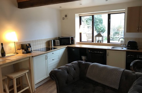 Crooklands Cottage | Traditional Lakeland Hideaway Cottage for two, close to the Lakes and Dales
