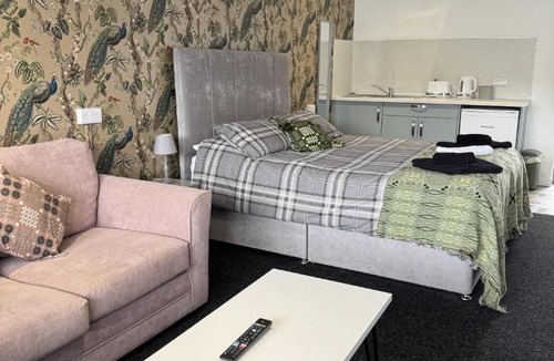 Aberporth House | Traeth Rooms