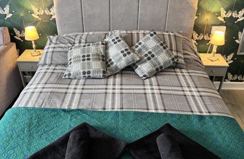 Aberporth House | Traeth Rooms