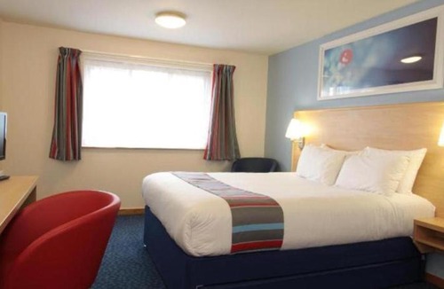 Saint Clears Hotel | Travelodge St. Clears Carmarthen