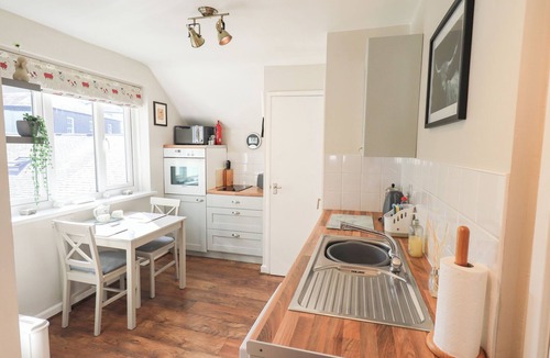 Windermere Cottage | Tree Tops View