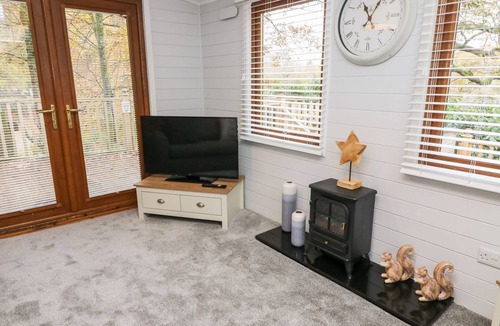 Troutbeck Bridge Cottage | TREE VIEW LODGE, pet friendly, with a garden in Windermere