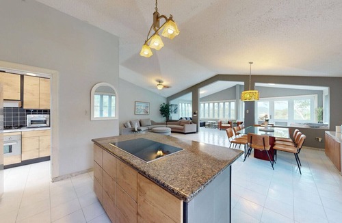 Toa Alta House | Tropical Paradise w/7 bedrooms and 6 baths