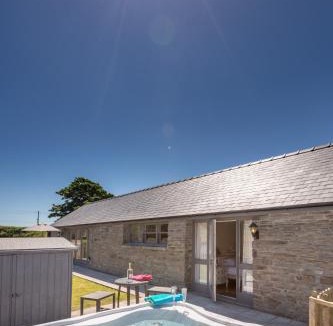 Kidwelly House | Ty Llo