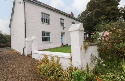 Crosswell House | Ty Llwyd: Charming Retreat in Nevern