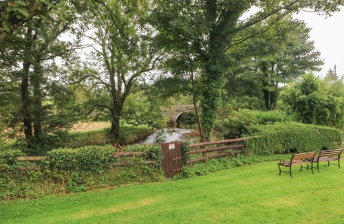 Crosswell Cottage | Ty Llwyd