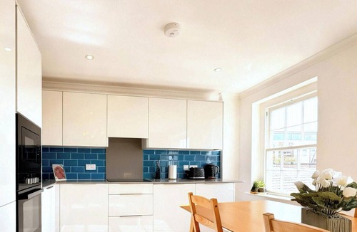 Reading City Centre Apartment | Unique 2 Bedroom Flat in the Heart of Reading!